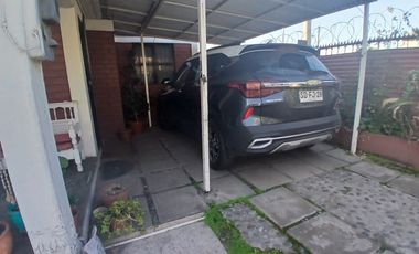 Venta de Amplia Casa 4 Dormitorios.  Excelente Ubicación