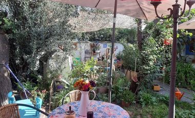 Casa con Gran Terreno en Ñuñoa.  Precio Rebajado !!