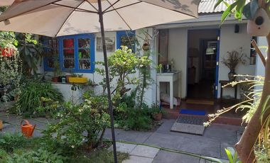 Casa con Gran Terreno en Ñuñoa.  Precio Rebajado !!