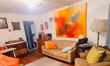 Casa con Gran Terreno en Ñuñoa.  Precio Rebajado !!