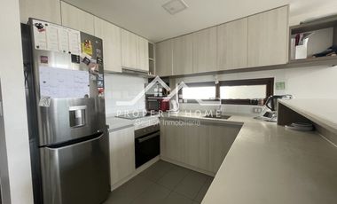 TOWNHOUSE AVDA. DEL VALLE CHICUREO