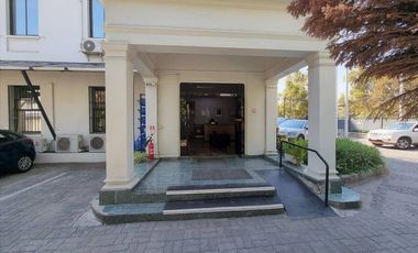 AVENIDA SANTA MARÍA/ALBERTO REYES