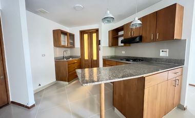 APARTAMENTO EN ARRIENDO UBICADO EN SABANETA SECTOR AVES MARIA