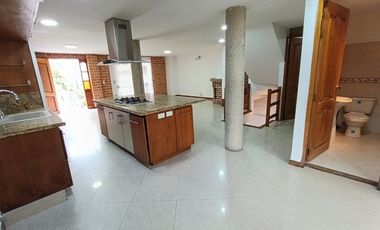 CASA EN ARRIENDO UBICADO EN SABANETA SECTOR AVES MARIA