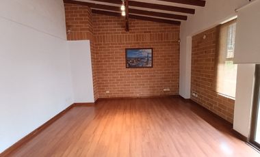 CASA EN ARRIENDO UBICADO EN SABANETA SECTOR AVES MARIA