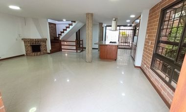 CASA EN ARRIENDO UBICADO EN SABANETA SECTOR AVES MARIA