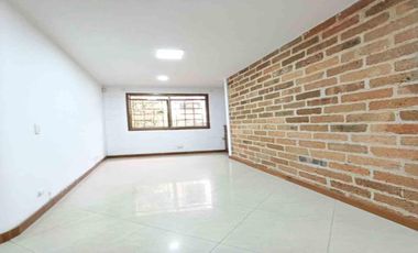 CASA EN ARRIENDO UBICADO EN SABANETA SECTOR AVES MARIA