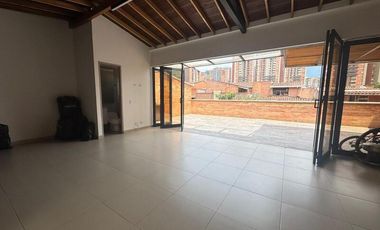CASA EN ARRIENDO UBICADA EN SABANETA SECTOR SAN JOSE