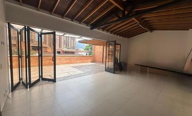 CASA EN ARRIENDO UBICADA EN SABANETA SECTOR SAN JOSE