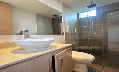 APARTAMENTO EN ARRIENDO UBICADO EN ENVIGADO SECTOR LOMA DEL ESMERALDAL