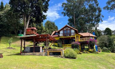 En Venta Hermosa Casa Campestre en condominio ubicado en Cajicá, Cundinamarca