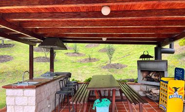 En Venta Hermosa Casa Campestre en condominio ubicado en Cajicá, Cundinamarca