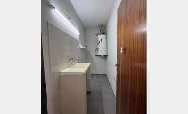 Casa  en Alquiler Ramos Mejia / La Matanza (B111 637)