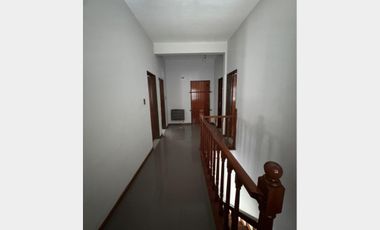 Casa  en Alquiler Ramos Mejia / La Matanza (B111 637)