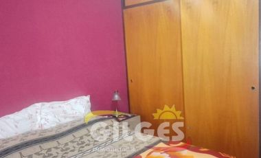 Venta Casa 3 Amb. Villa Luzuriaga  Con pileta y quincho