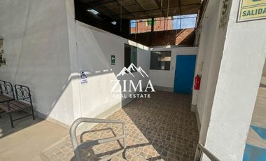 Local- almacén amplio de 1097m2 en Campoy