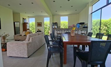 Casa en Quilmana