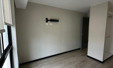 Flat De 1 Dormitorio En Alquiler En San Isidro  – Cerca Al Centro Financiero