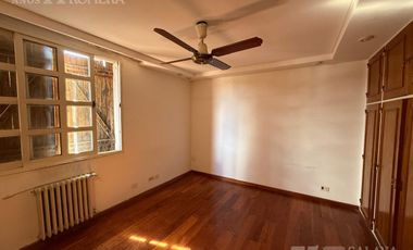 Casa 5 ambientes en olivos