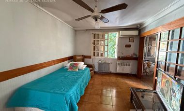 Casa 5 ambientes en olivos
