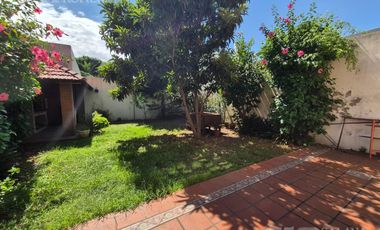 Casa 5 ambientes en olivos