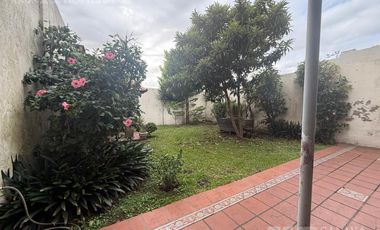 Casa 5 ambientes en olivos