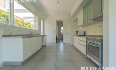 Casa en alquiler en LOS SAUCES - NORDELTA