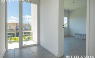 Casa en alquiler en LOS SAUCES - NORDELTA