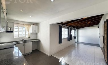 VENTA CASA 3 AMBIENTES, JARDÍN CON 2 COCHERAS EN SAN ANDRÉS, ZONA AGUSTINIANO.