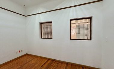 CASA EN RENTA IDEAL PARA OFICINAS COL. CONDESA
