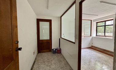 CASA EN RENTA IDEAL PARA OFICINAS COL. CONDESA