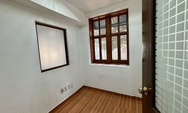 CASA EN RENTA IDEAL PARA OFICINAS COL. CONDESA