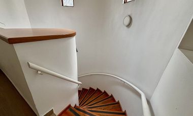 CASA EN RENTA IDEAL PARA OFICINAS COL. CONDESA