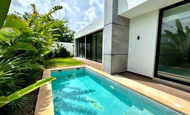 Casa con alberca en renta en Privada Olivia