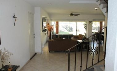 Residencia en venta  con  4 recámaras, alberca en áreas comunes