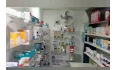 SE VENDE CASA ESQUINERA DE 3 PISOS CON 92 MTR2 EN AV GUAYABAL