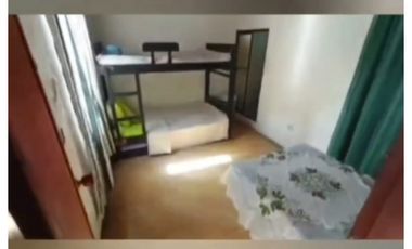 SE VENDE CASA ESQUINERA DE 3 PISOS CON 92 MTR2 EN AV GUAYABAL