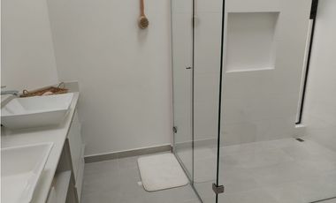 Venta De Apartamento En El Poblado, Medellín