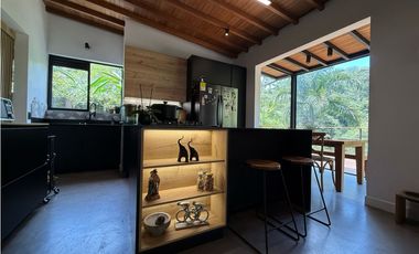Venta de Casa Campestre en La Doctora , Sabaneta