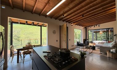 Venta de Casa Campestre en La Doctora , Sabaneta