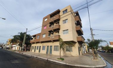 DEPARTAMENTO 2 AMB. CON AMPLIO  BALCÓN