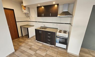 DEPARTAMENTO 2 AMB. CON AMPLIO  BALCÓN