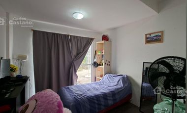 Casa con gran potencial y múltiples espacios profesionales.