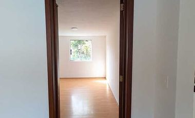 ENCANTADORA CASA EN RENTA EN CALLE CERRADA