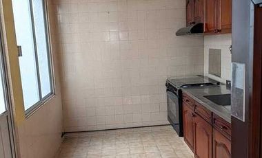 ENCANTADORA CASA EN RENTA EN CALLE CERRADA