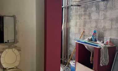 Edificio de 4 niveles con Bodega Comercial en PlantaBaja, Colonia Cruz del Farol