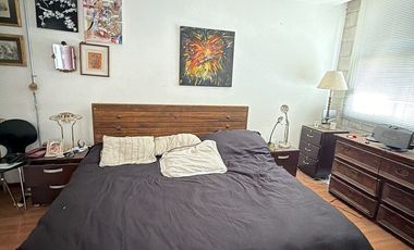 Edificio de 4 niveles con Bodega Comercial en PlantaBaja, Colonia Cruz del Farol