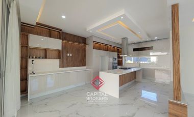 Casa de Lujo en Renta en Villa Verona zona Andares