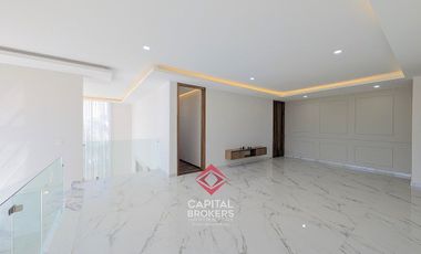 Casa de Lujo en Renta en Villa Verona zona Andares