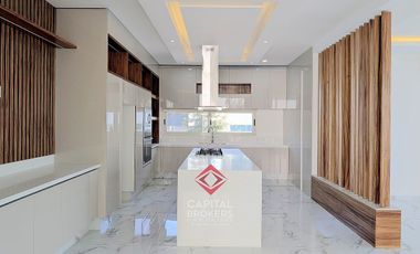 Casa de Lujo en Renta en Villa Verona zona Andares